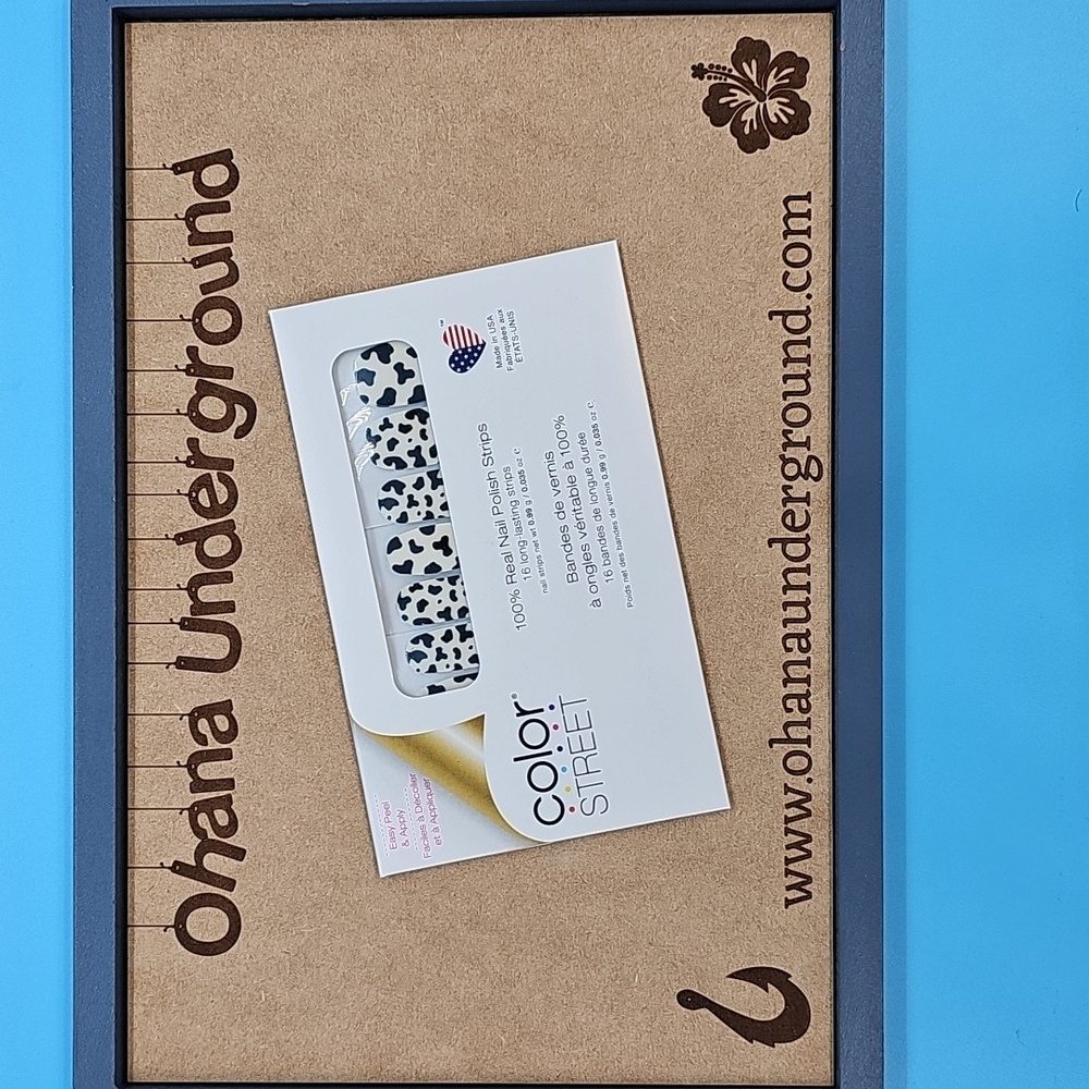 ColorStreet Nail Strips *In A MOO-d*
